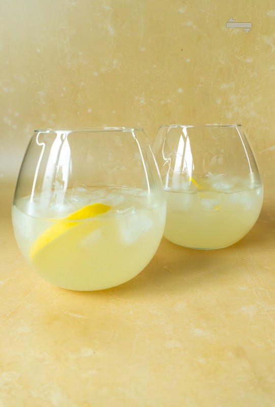 Limoncello spritz